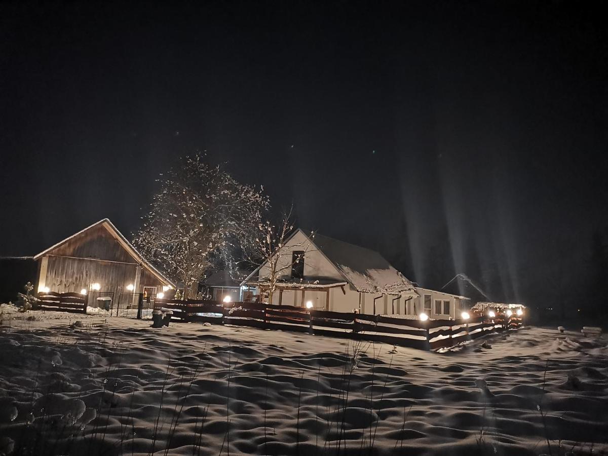 Agrochalupki Lägenhet Korczowa Exteriör bild