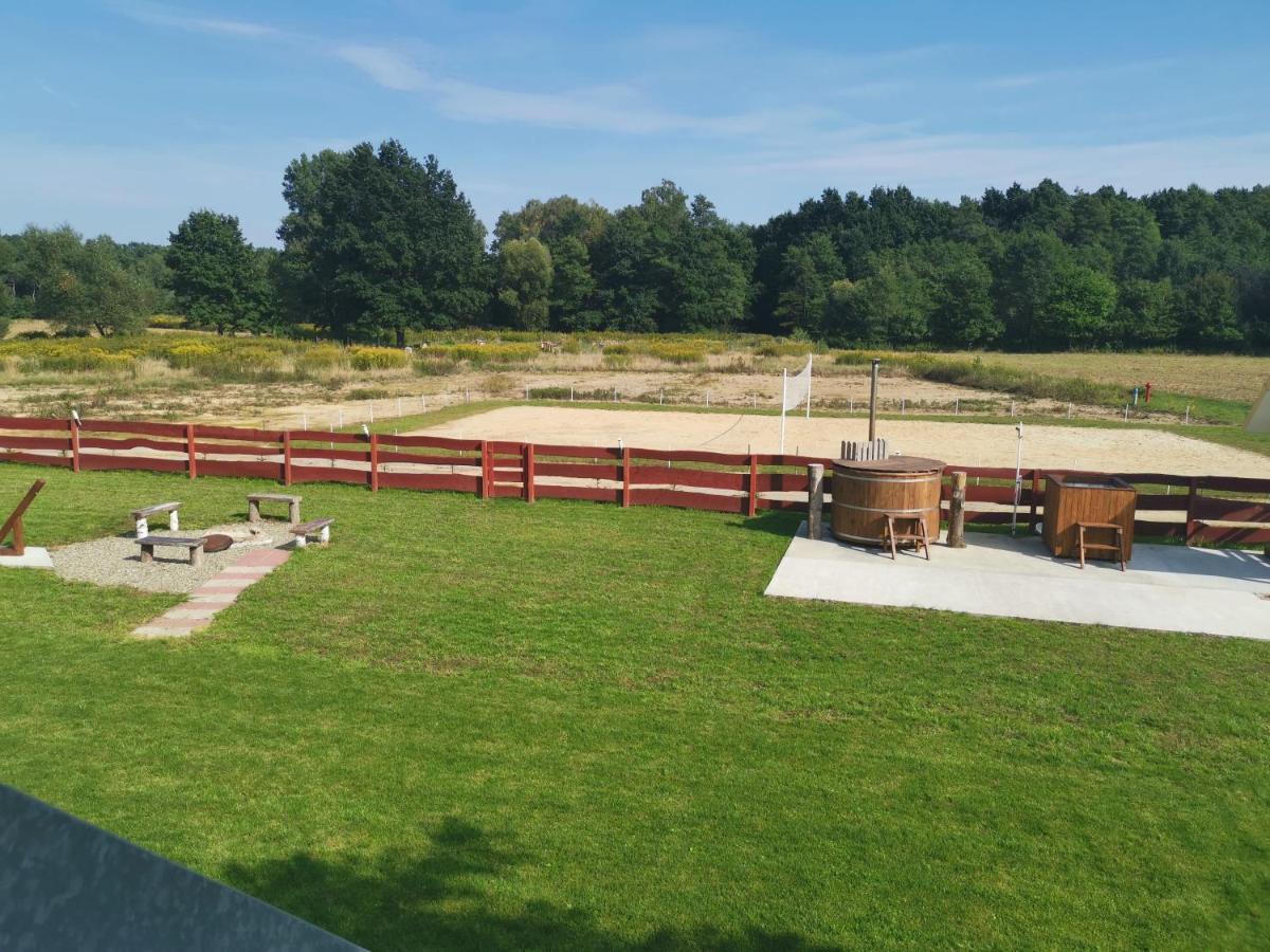 Agrochalupki Lägenhet Korczowa Exteriör bild