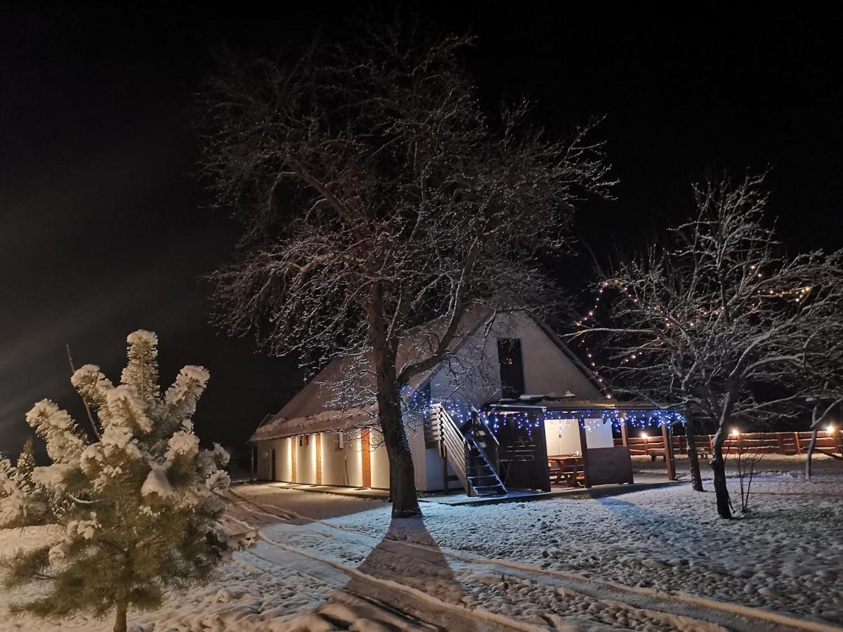 Agrochalupki Lägenhet Korczowa Exteriör bild