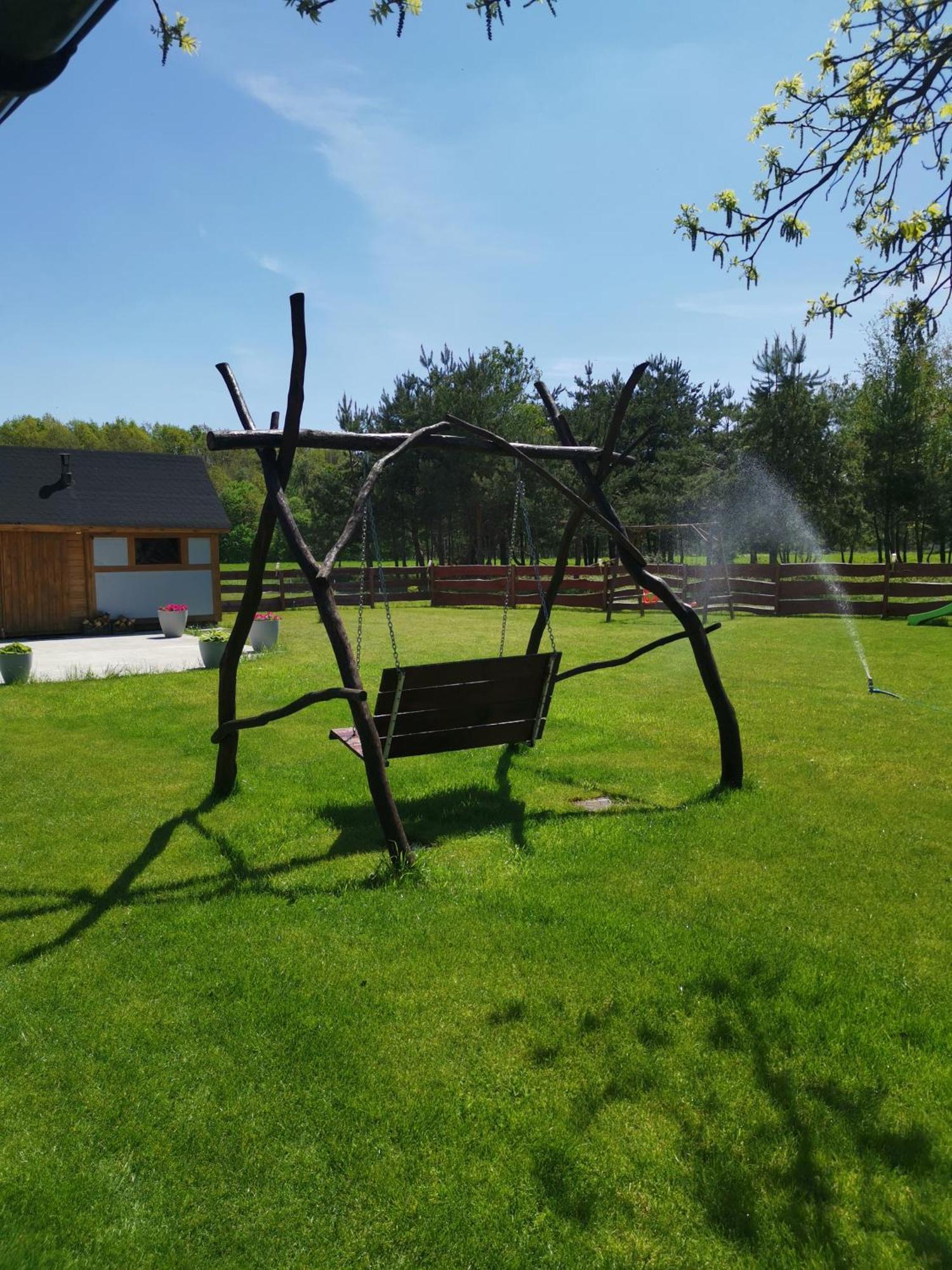 Agrochalupki Lägenhet Korczowa Exteriör bild